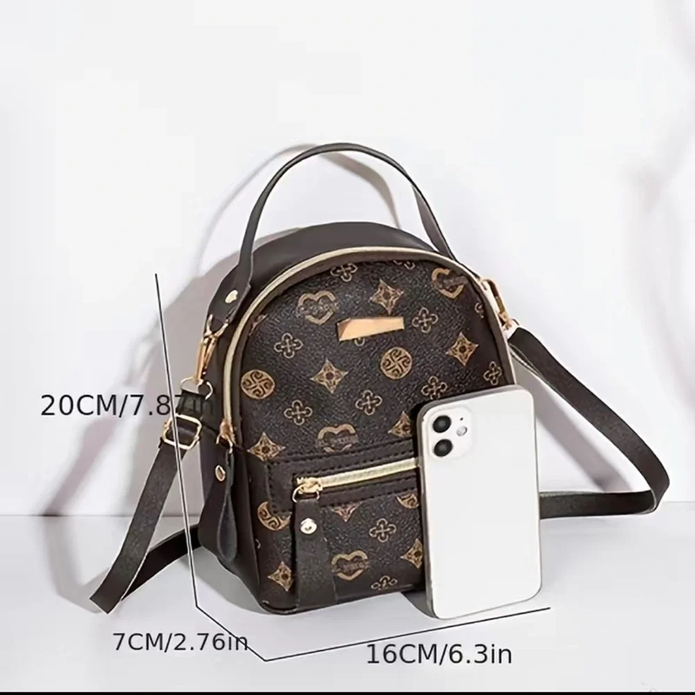 🌺 Cute Mini Backpack 🎒 - Picture 3 of 3